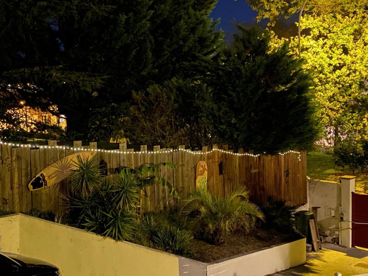 Chez Phil Et Dom Bed & Breakfast Biarritz Exterior photo