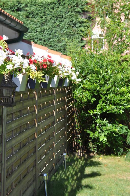 Chez Phil Et Dom Bed & Breakfast Biarritz Exterior photo