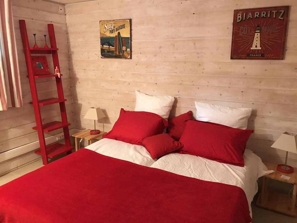 Chez Phil Et Dom Bed & Breakfast Biarritz Exterior photo